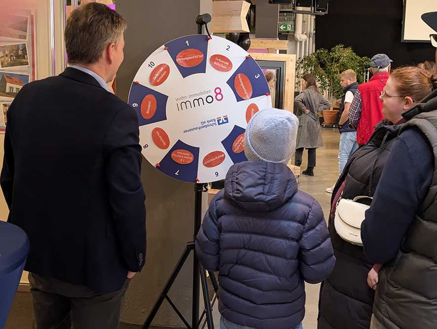 Impressionen von der Energiesparmesse CLEVER BAUEN+LEBEN 2025
