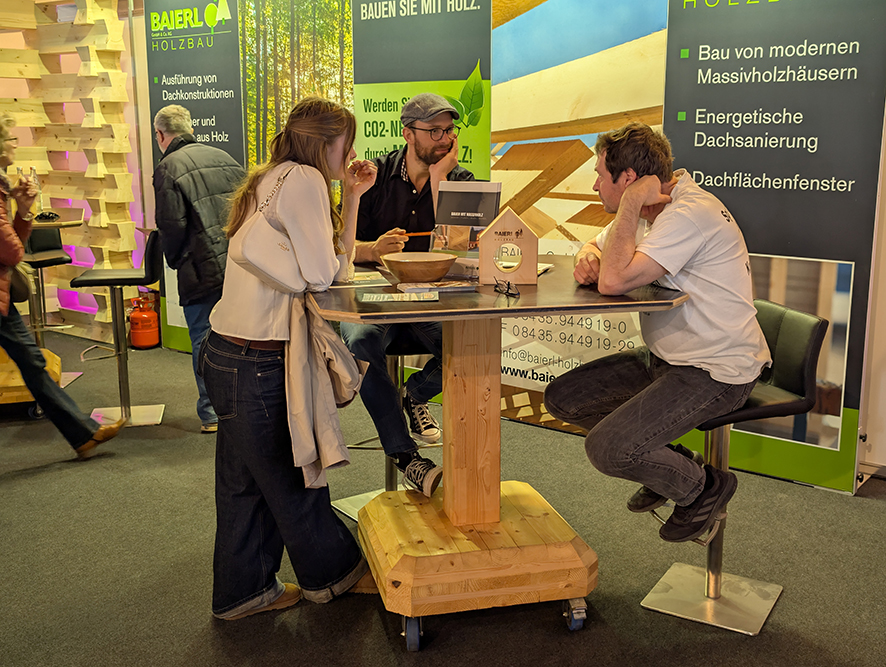 Impressionen von der Energiesparmesse CLEVER BAUEN+LEBEN 2025