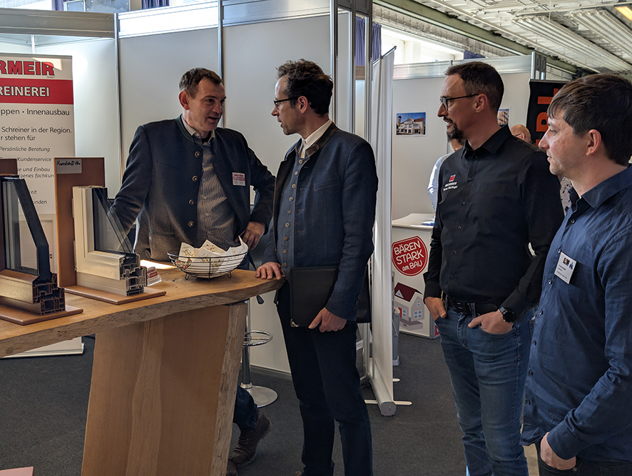 Impressionen von der Energiesparmesse CLEVER BAUEN+LEBEN 2025