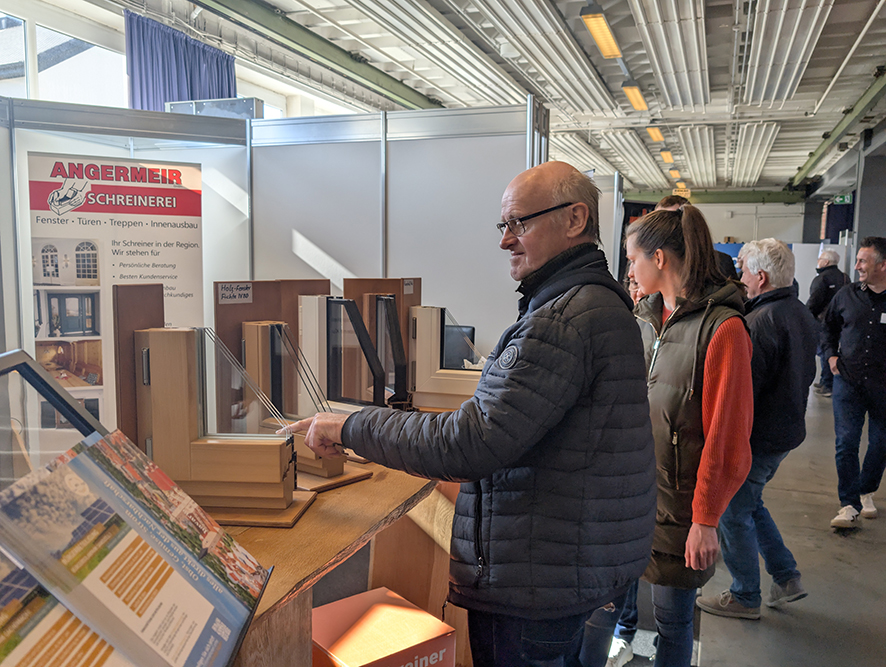 Impressionen von der Energiesparmesse CLEVER BAUEN+LEBEN 2025